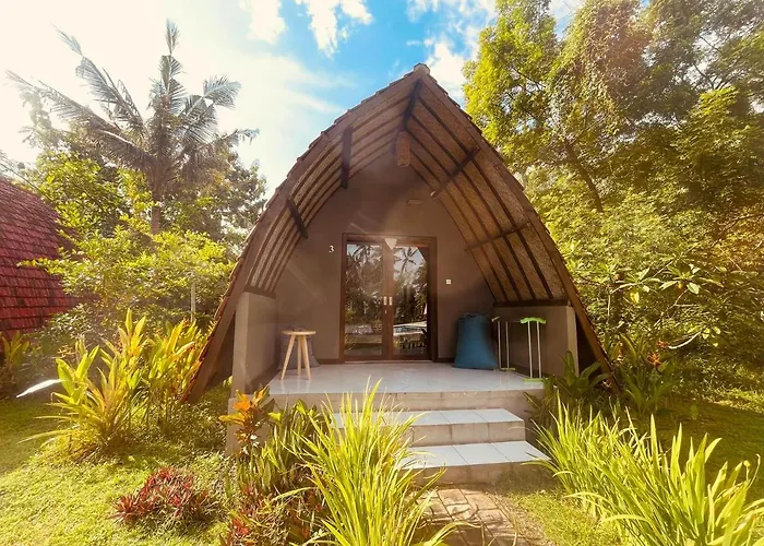 Гостевой дом Apit Lawang & Resto Batununggul